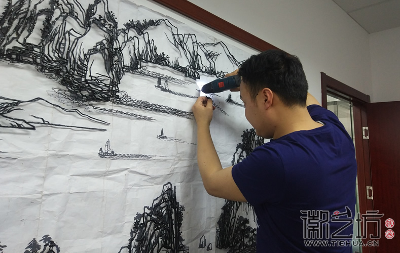 國元證券公司會議室背景墻裝飾鐵畫定制案例