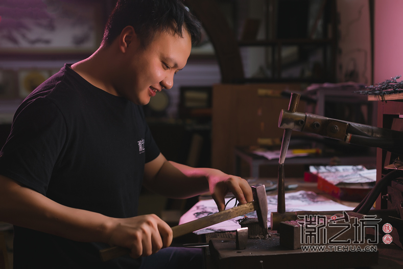 鐵畫(huà)新生代-李強(qiáng)