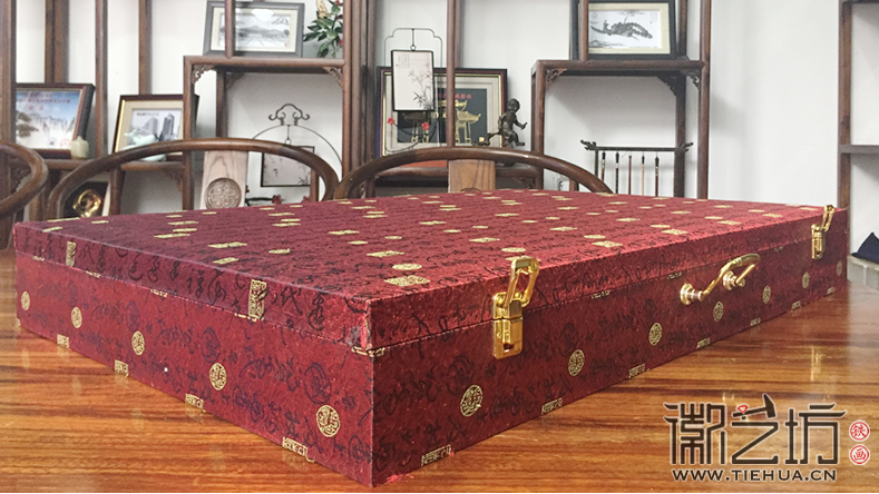 雞翅木雙面臺屏迎客松六尺巷鐵畫禮盒展示1